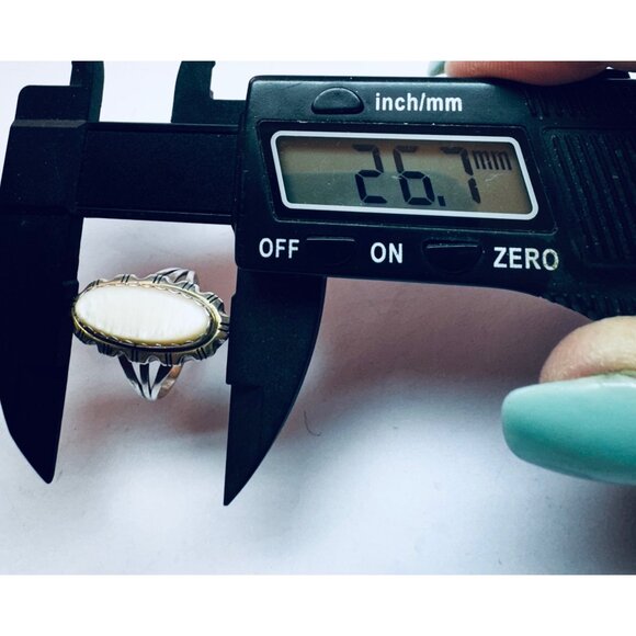 Vintage Sterling Silver 925 Oval White Stone Statement Ring Size 7.25 Estate - Picture 9 of 11